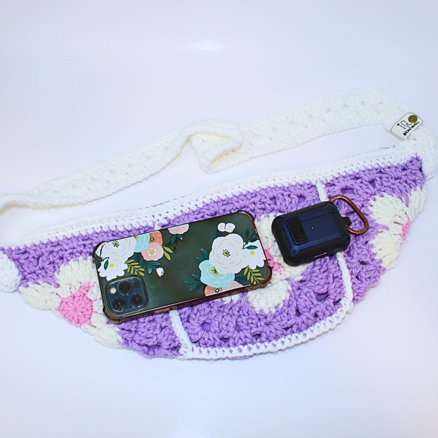 Wisteria Crochet Crossbody Bag
