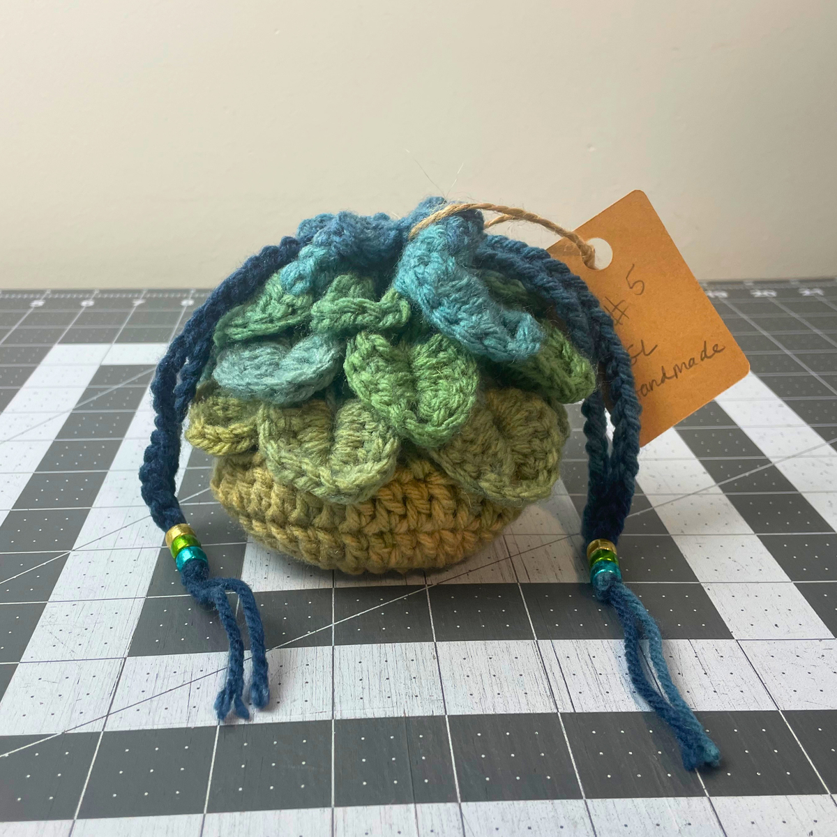 Sutherland Stripe Dragon Scale Dice Bag