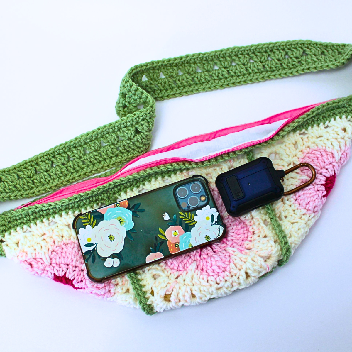 Cherry Blossom Pink - Crochet Crossbody Bag